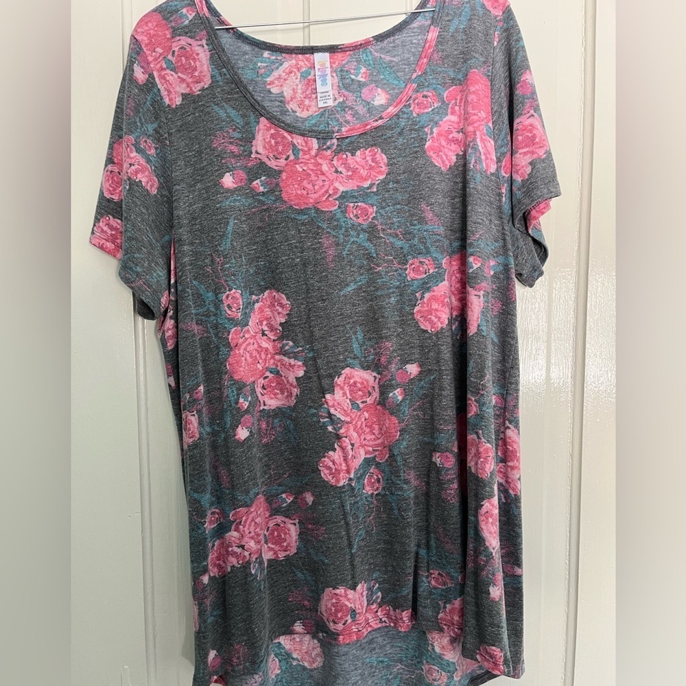 Lularoe women’s 3X top